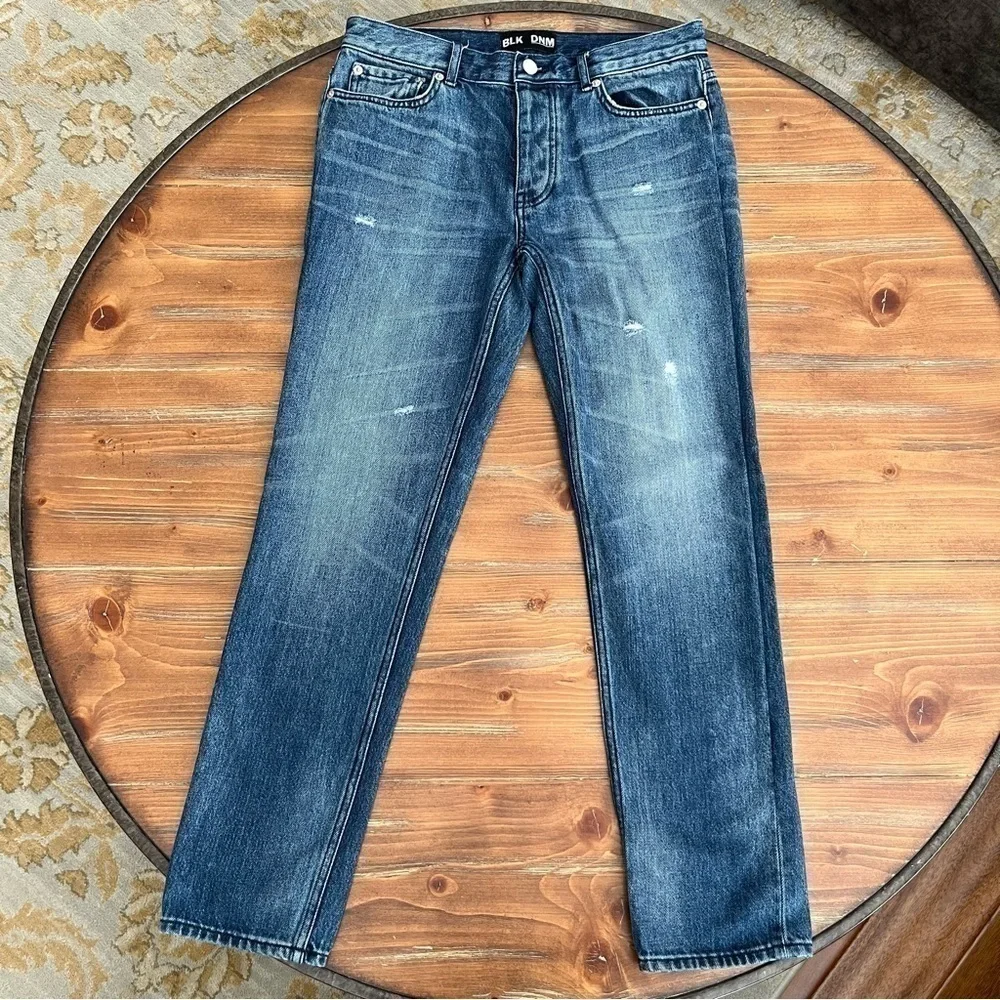 Blk DNM Jeans 11 Eggert Blue. Size 25.